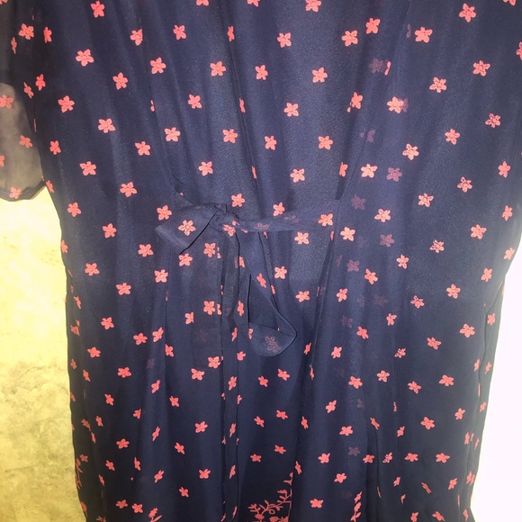 Signature Sheer flowing 3/4 Quarter Long Dress - Picture 12 of 14